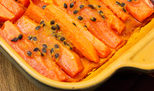 Passionate papaya strips